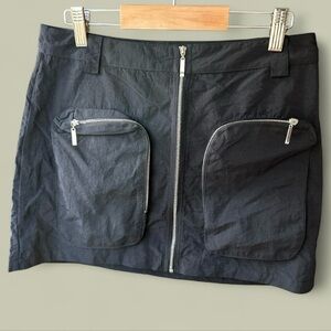 Forever 21 All way zipped miniskirt  NWOT